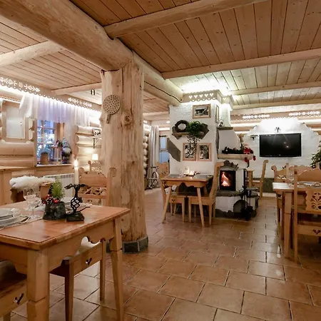 Goralski Gosciniec & * Poronin