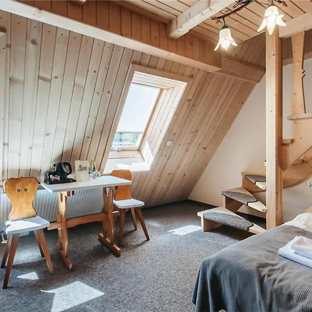 Goralski Gosciniec & Séjour chez l'habitant