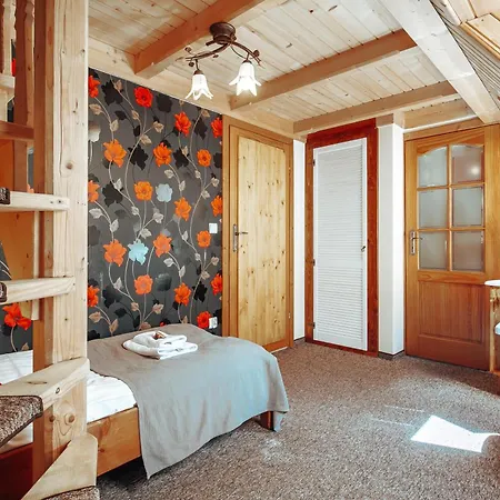 Goralski Gosciniec & Séjour chez l'habitant Poronin